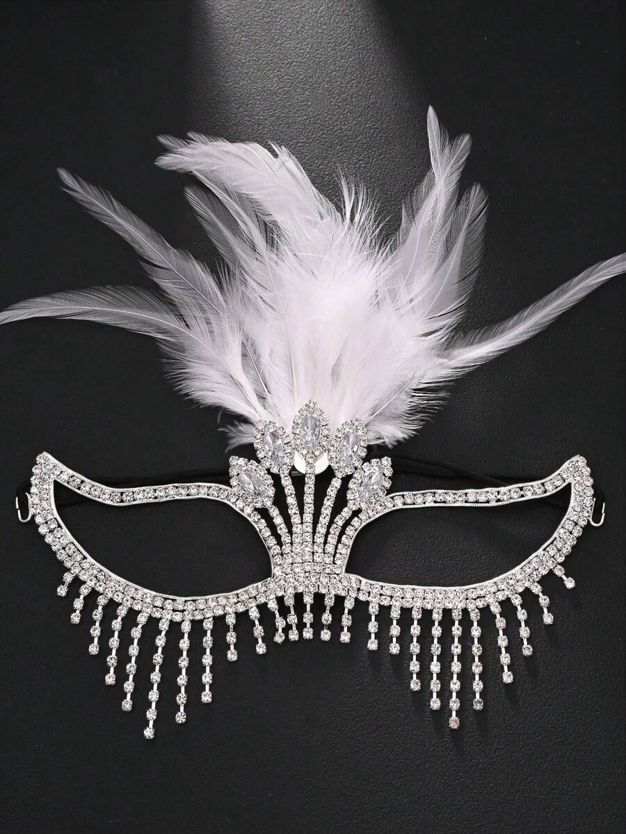 A Silvery Feathers Rhinestone Tassel Mask Venetian Women Party Masquerade Mask Luxury Crastal Facial Jewelry Fancy Dress Costume Eye Mask
